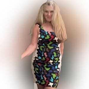 Joseph RibbKoff White with Puzzle Piece Midi Dress size 6